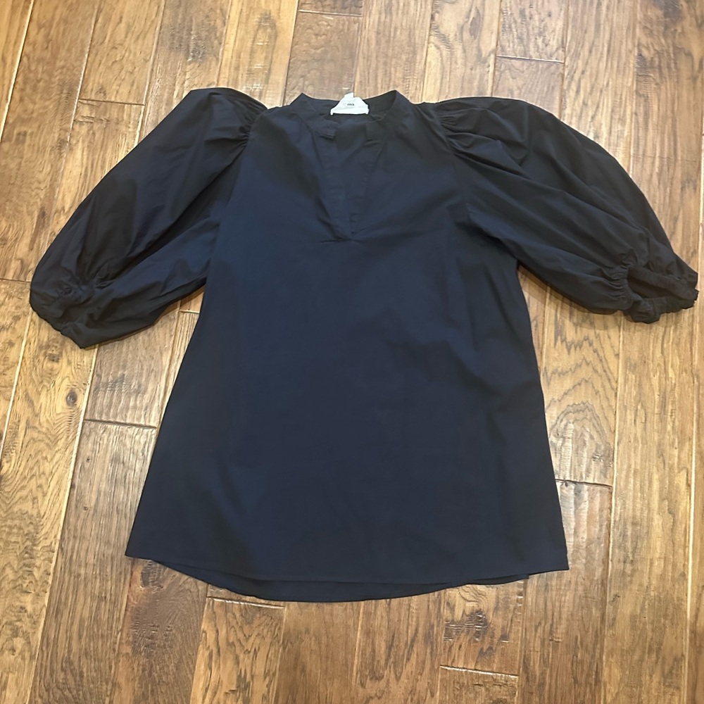 Tuckernuck- POMANDER PLACE
Black Astrid Dress